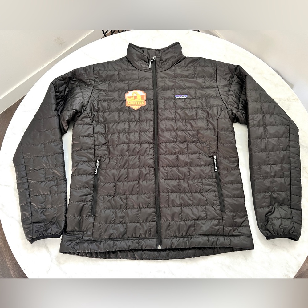 Patagonia Nano Puff Jacket Coat - Black - Men’s Size Large - Arches *LOGO*